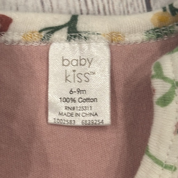 Baby Kiss Baby Girls Floral Design Longsleeve Bodysuits (3) - Picture 6 of 7